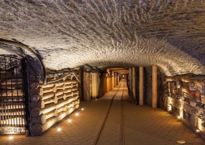 Wieliczka Salt Mine pic-2.s